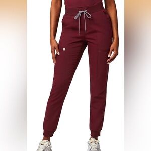 Fabletics On Call Joggers in Wine